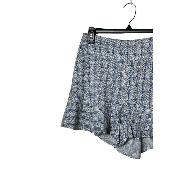 1715. ANTHROPOLOGIE MAEVE PINEAPPLE RUFFLE SHORTS SIZE 0 BLUE/WHITE/BLACK COLOR‎ - Picture 4 of 8